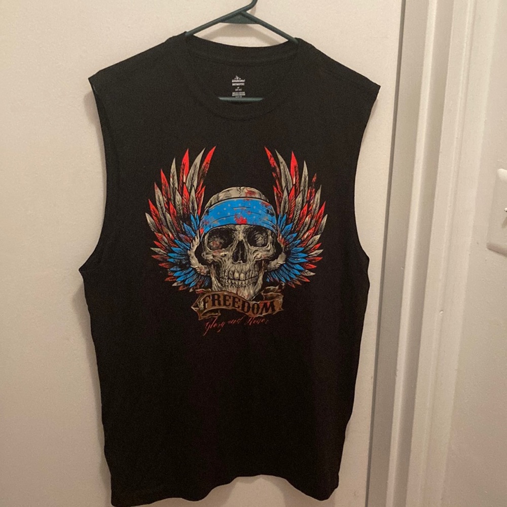 Mens M black patriotic muscle shirt